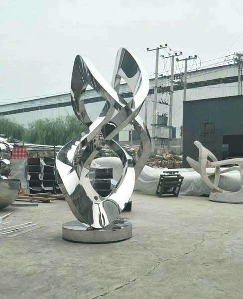 蕪湖雕塑廠家的雕塑作品在博物館中的展示方式有哪些？